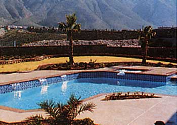 El Shaped with Waterfalls